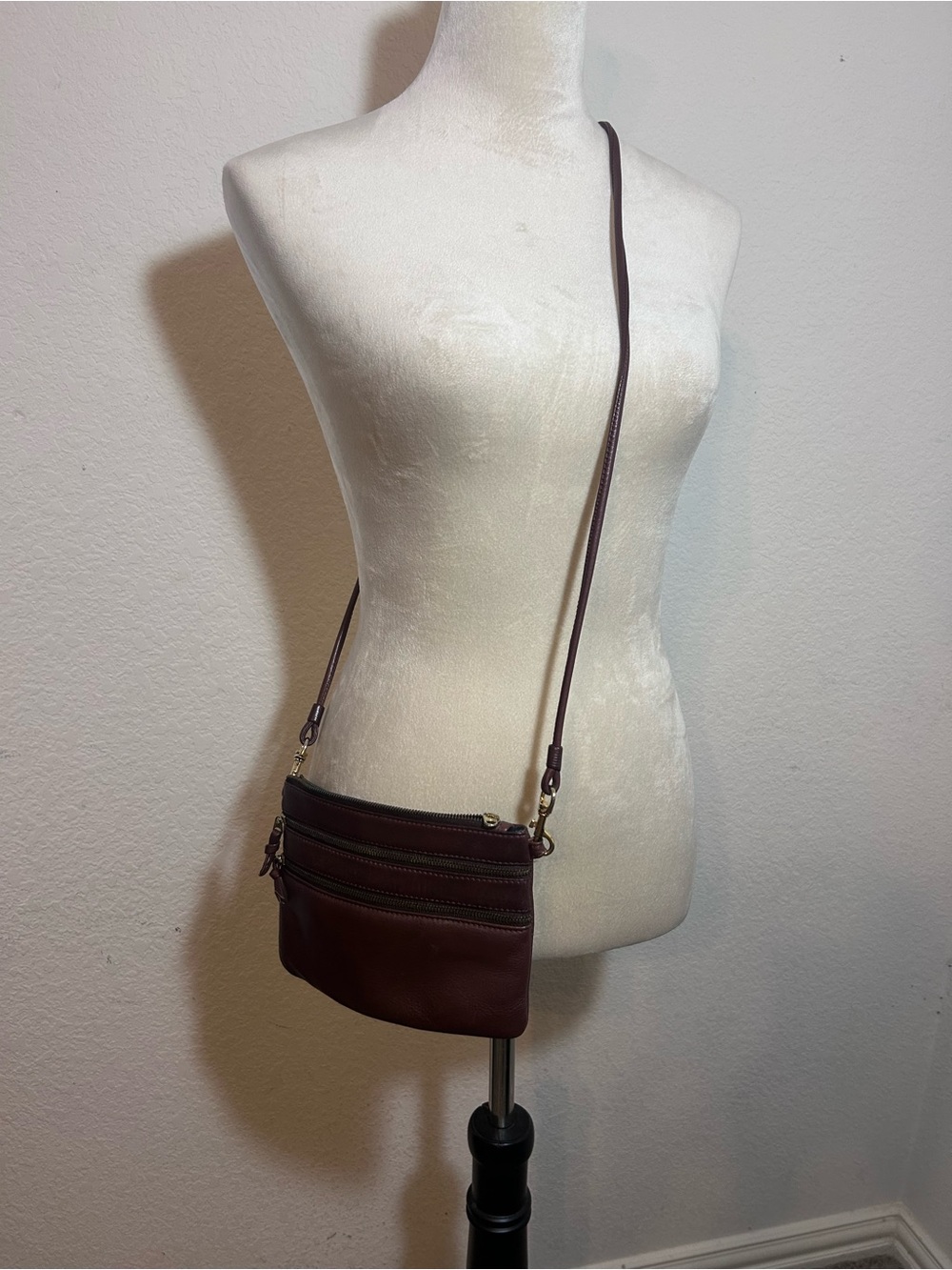 L.J.S Collection Compact Leather Crossbody Bag in Deep Brown